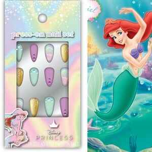 Disney Princess The Little Mermaid Nail Set